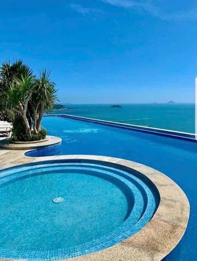 Beachfront Scenia Bay Apartment Nha Trang Extérieur photo