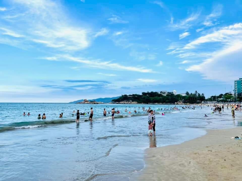 Beachfront Scenia Bay Apartment Nha Trang Extérieur photo