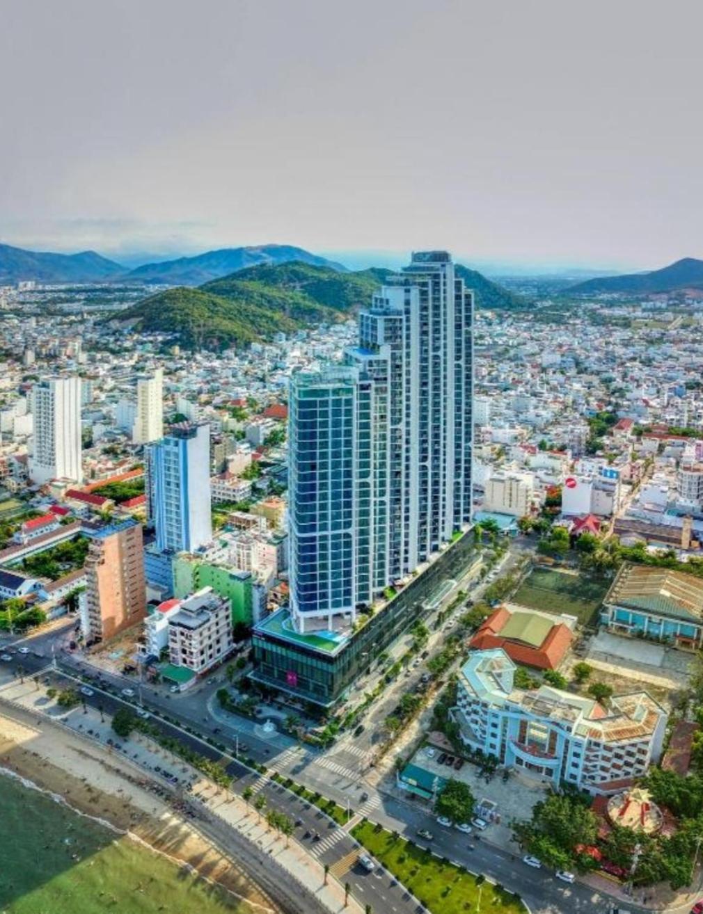 Beachfront Scenia Bay Apartment Nha Trang Extérieur photo